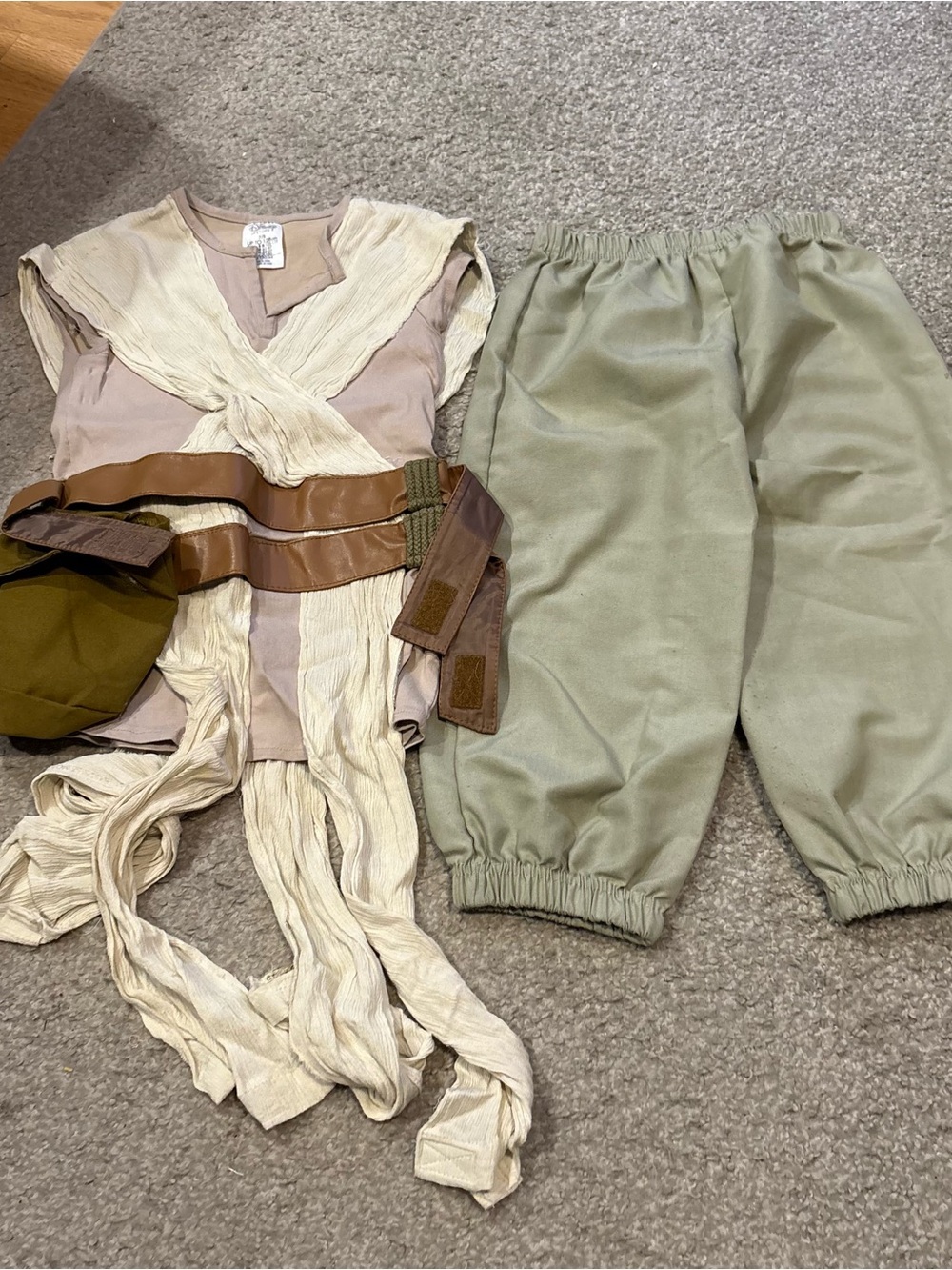 Star Wars Rey Costume Halloween Disney Store Tan World Land Cruise